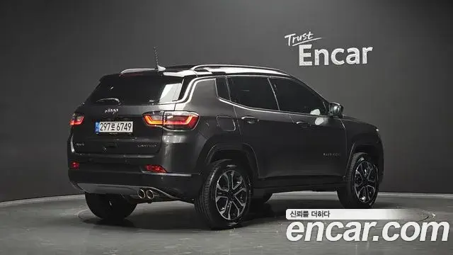 Jeep Compass 2022 — Фото 2/20
