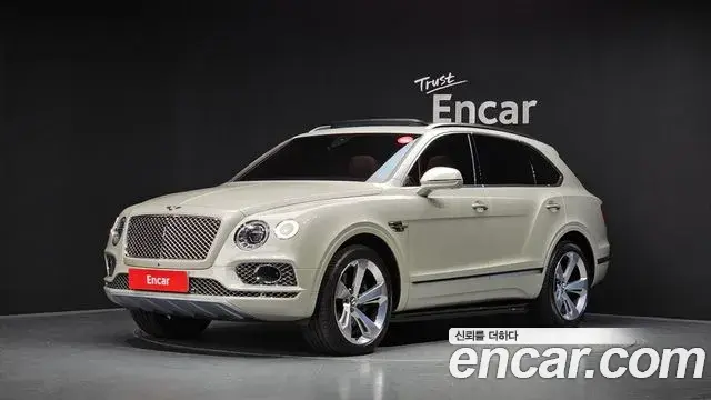 Bentley Bentayga 2018 — Şəkil 2/41