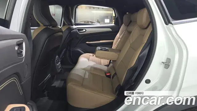 Renault Samsung Arkana 2025 — ფოტო 8/20