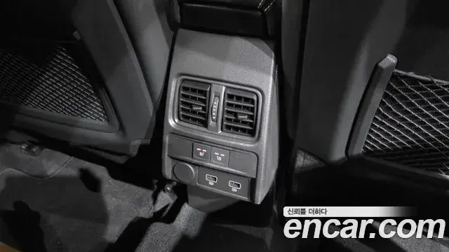Renault Samsung Arkana 2025 — ფოტო 14/20