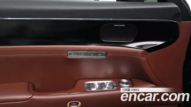 Genesis G90 2022 — Фото 19/20