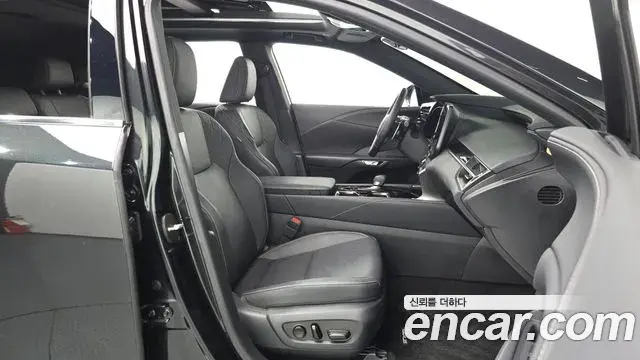 Lexus RX350h 2025 — Photo 19/37