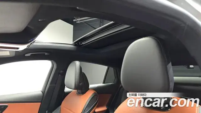 Mercedes-Benz GLC-Class 2024 — Photo 16/20