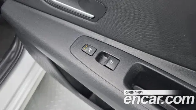 Hyundai Avante 2023 — Фото 19/20