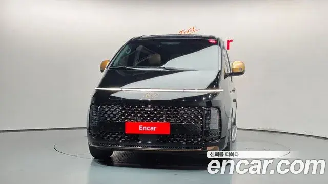 Hyundai Staria 2024 — Photo 3/20