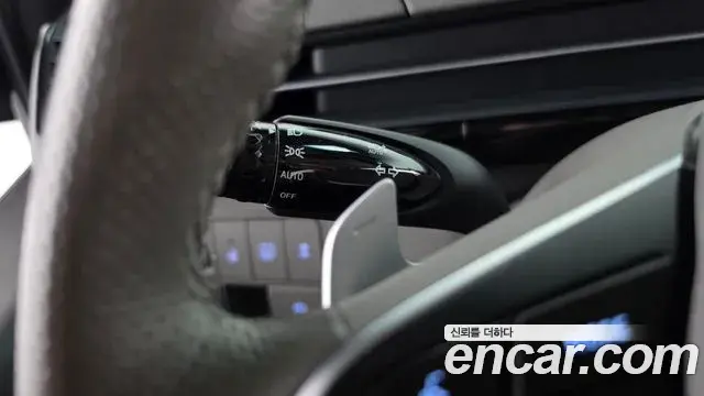 Hyundai Staria 2024 — Photo 19/20