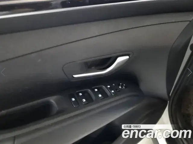 Hyundai The New Tucson 2023 — Фото 8/13