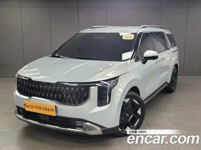 Kia Carnival 2024 — Photo 1/19