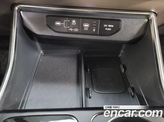 Kia Carnival 2024 — Photo 13/19