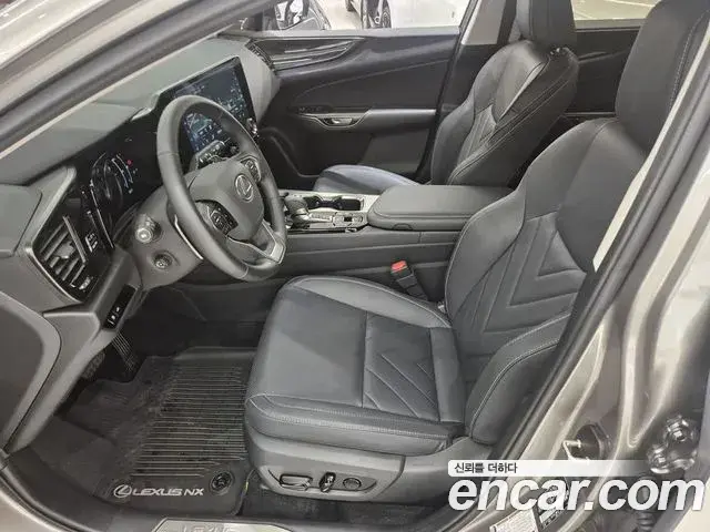 Lexus NX450h+ 2025 — Şəkil 16/20
