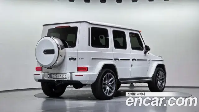 Mercedes-Benz G-Class 2022 — Photo 16/20