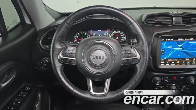 Jeep Renegade 2019 — Фото 16/20
