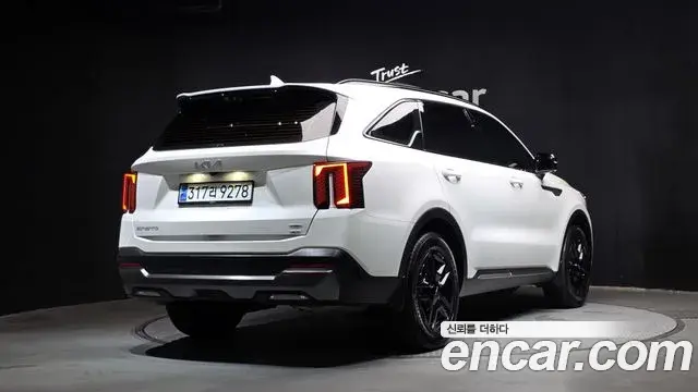 Kia Sorento 2023 — Şəkil 9/38