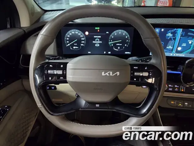 Kia Carnival 2025 — Фото 11/20