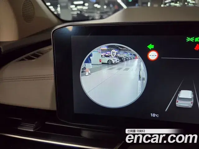 Kia Carnival 2025 — Фото 13/20