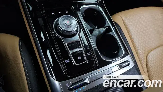 Kia Carnival 2023 — Фото 9/20