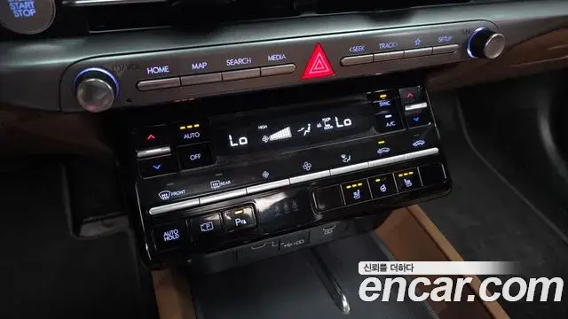 Hyundai Grandeur 2024 — Фото 17/20