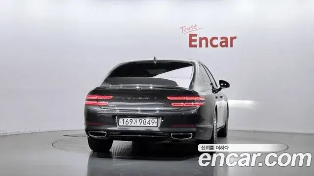 Genesis Electrified G80 2021 — Photo 4/20