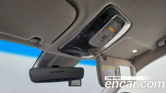 Genesis Electrified G80 2021 — Photo 19/20