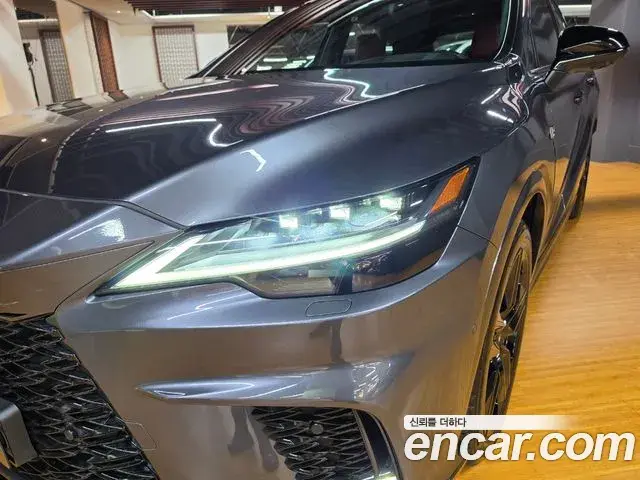 Lexus RX500h 2025 — ფოტო 4/18