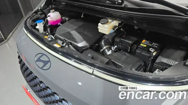 Hyundai Staria 2025 — Şəkil 6/20