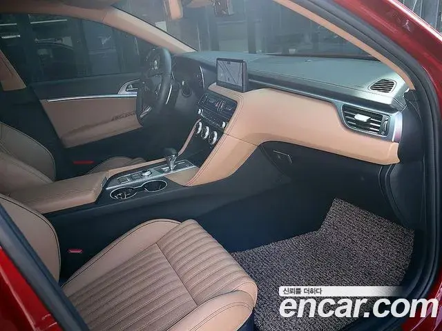 Genesis G70 2021 — ფოტო 14/20