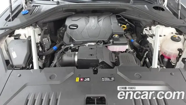 Genesis GV70 2021 — Photo 6/20