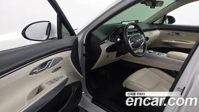 Genesis GV70 2021 — Photo 10/20