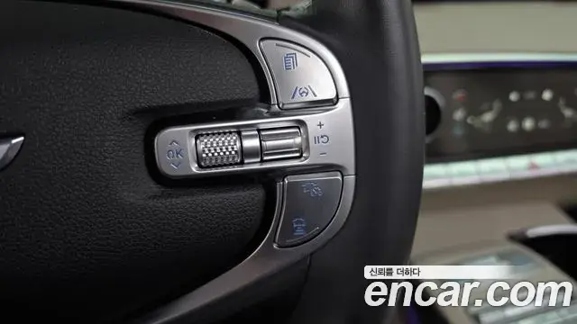 Genesis GV70 2021 — Photo 16/20