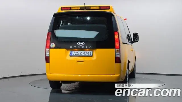 Hyundai Staria 2025 — ფოტო 4/20