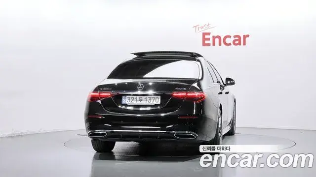 Mercedes-Benz S-Class 2022 — Photo 4/20