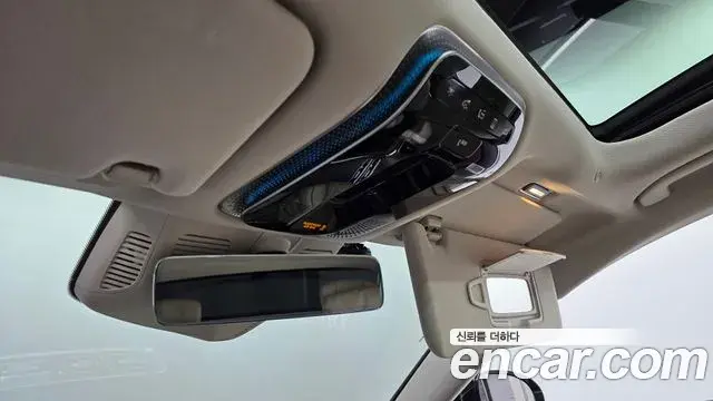 Mercedes-Benz S-Class 2022 — Photo 19/20