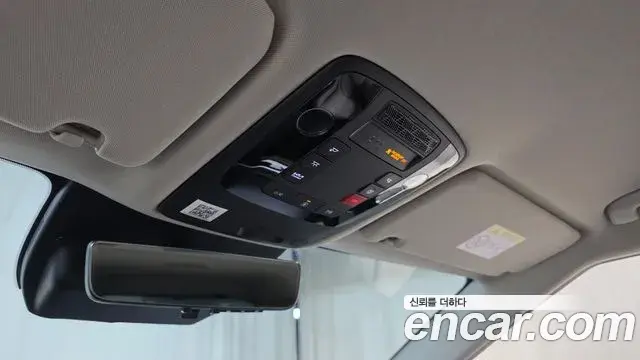 Kia Carnival 2024 — Photo 16/34