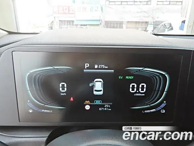 Kia Niro 2022 — Фото 6/20