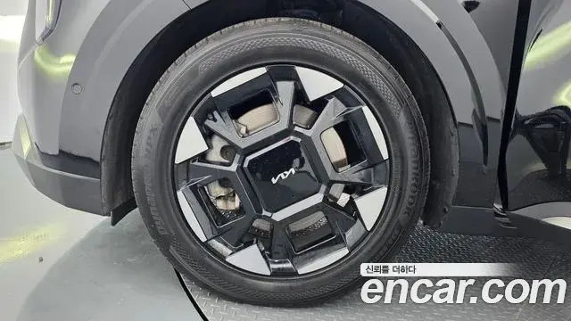 Kia Carnival 2024 — Photo 4/20
