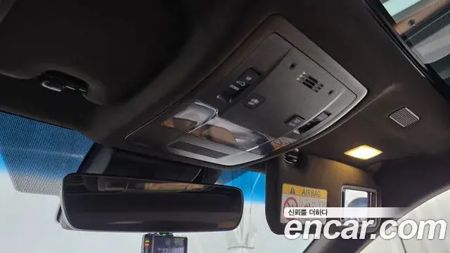 Lexus ES300h 2018 — Şəkil 17/20