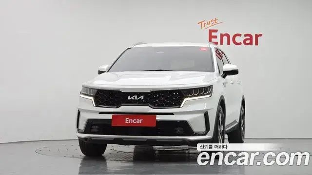 Kia Sorento 2023 — Фото 3/20