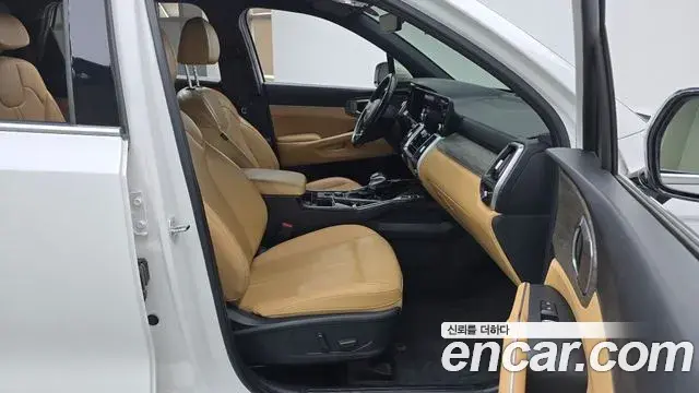 Kia Sorento 2023 — Фото 11/20