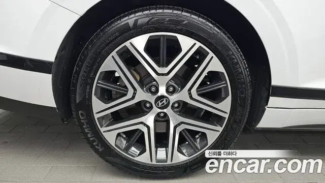 Hyundai Grandeur 2023 — Photo 5/20
