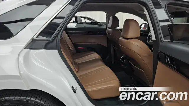 Hyundai Grandeur 2023 — Photo 12/20