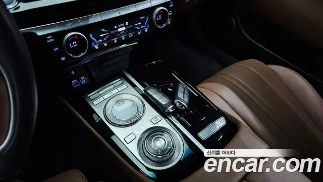 Genesis Electrified G80 2022 — Photo 7/20