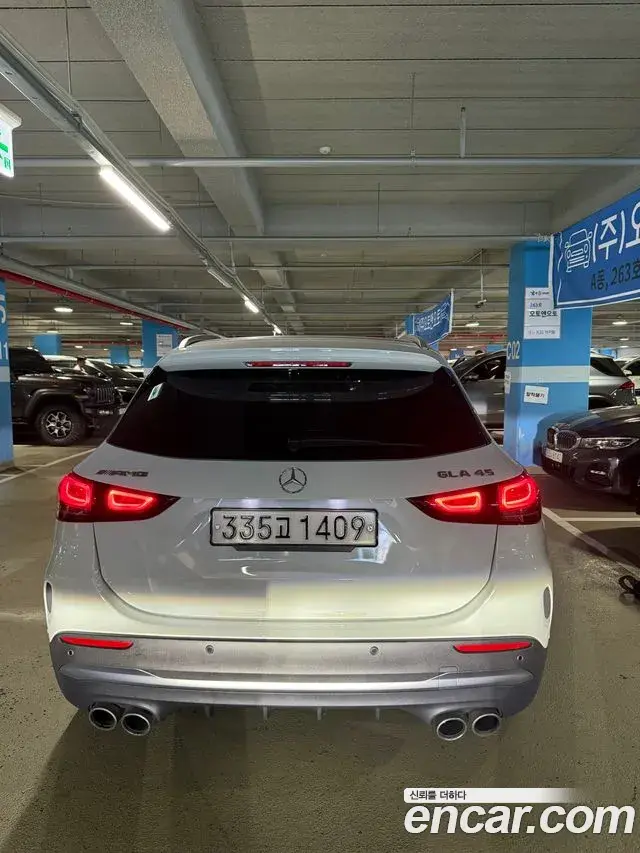 Mercedes-Benz GLA-Class 2022 — Photo 4/11
