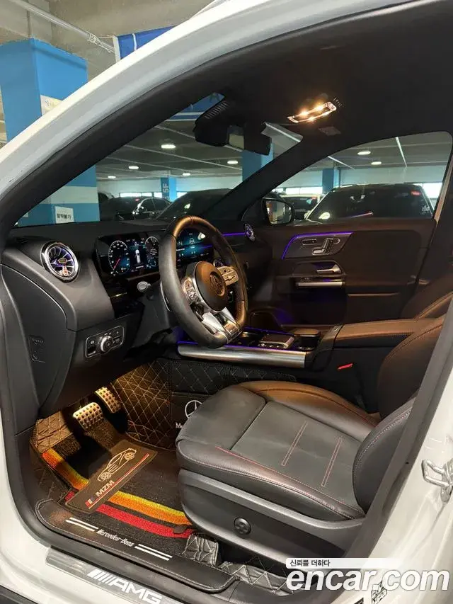 Mercedes-Benz GLA-Class 2022 — Photo 7/11