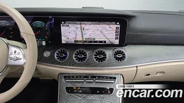Mercedes-Benz CLS-Class 2021 — Photo 13/20