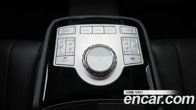 Genesis Electrified G80 2023 — Photo 19/20