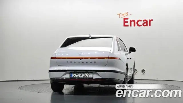 Hyundai Grandeur 2023 — Photo 4/20