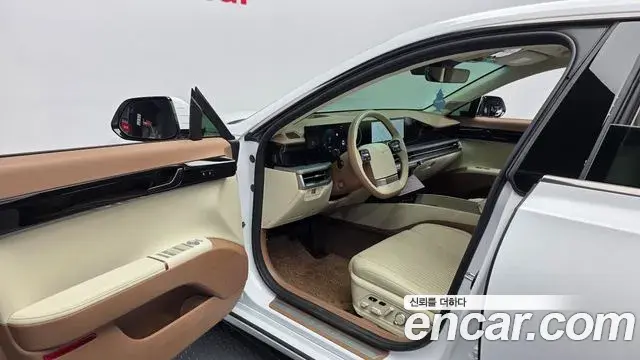 Hyundai Grandeur 2023 — Photo 10/20