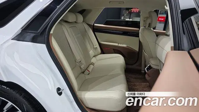 Hyundai Grandeur 2023 — Photo 12/20