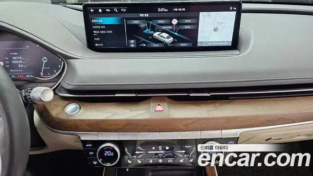 Genesis Electrified G80 2022 — Photo 14/20