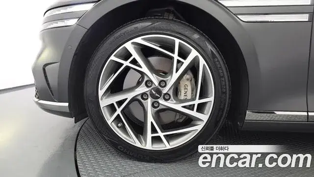 Genesis G90 2023 — Photo 5/20